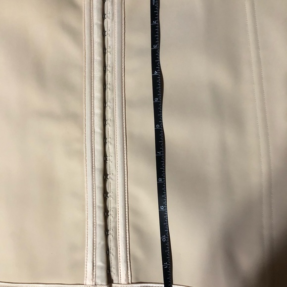 Waist trainer - Picture 5 of 6